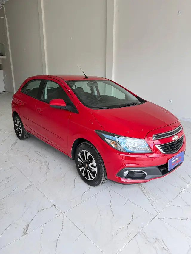 Carro Chevrolet Onix 2015 1.4 LTZ SPE/4 (Aut)