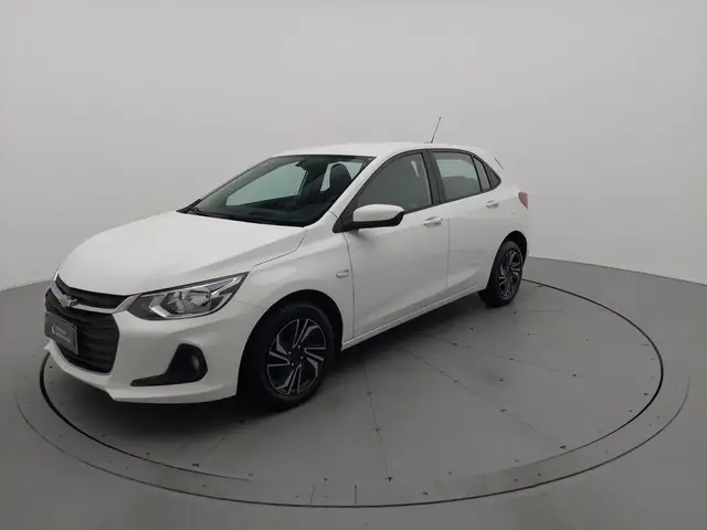 Carro Chevrolet Onix Plus 2024 LT 1.0