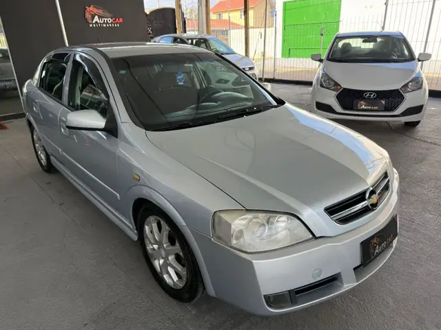 Carro Chevrolet Astra Hatch 2011 Advantage 2.0 (Flex)