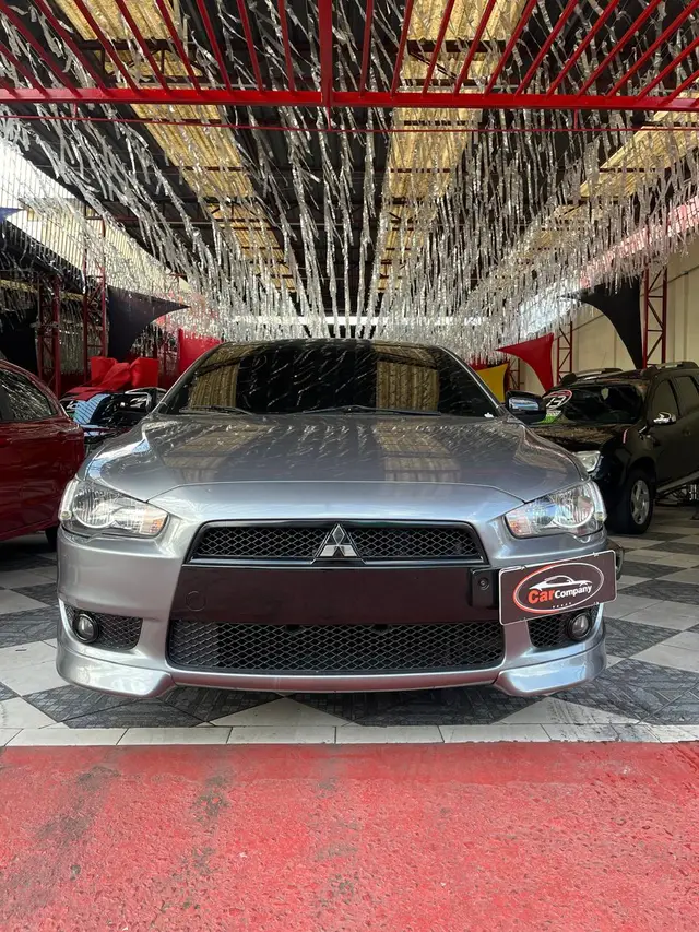 Carro Mitsubishi Lancer 2014 2.0 16V