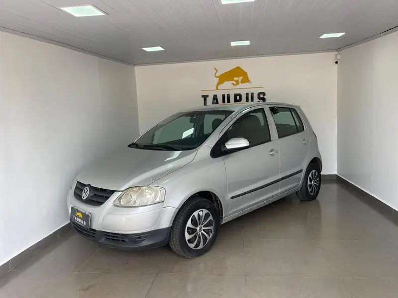 Volkswagen Fox 1.0 8V (Flex)