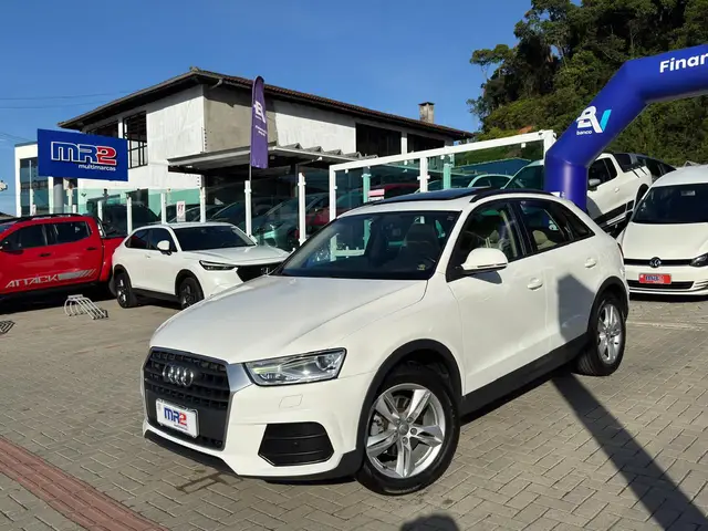 Carro Audi Q3 2017 1.4 TFSI Ambiente S Tronic (Flex)