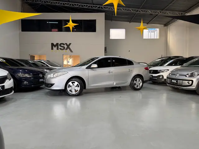 Carro Renault Fluence 2013 2.0 16V Dynamique (Aut) (Flex)