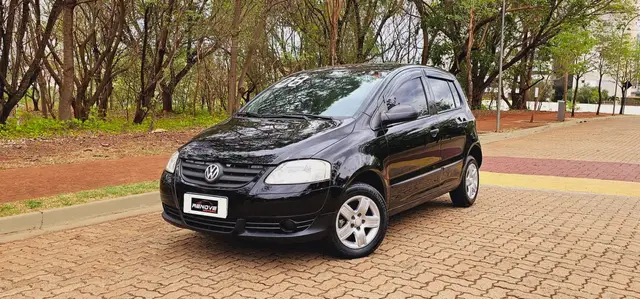 Carro Volkswagen Fox 2008 1.0 8V (Flex)