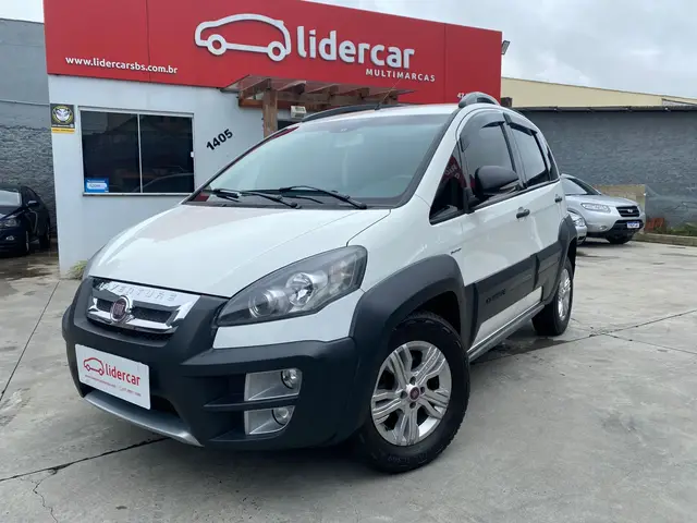 Carro Fiat Idea 2013 Adventure 1.8 16V Dualogic (Flex)