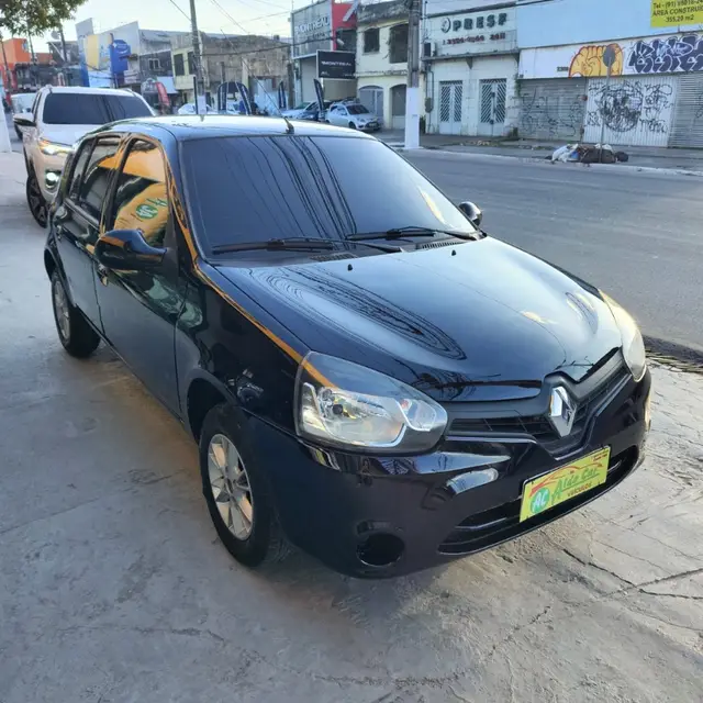 Carro Renault Clio 2016 Expression 1.0 16V (Flex)