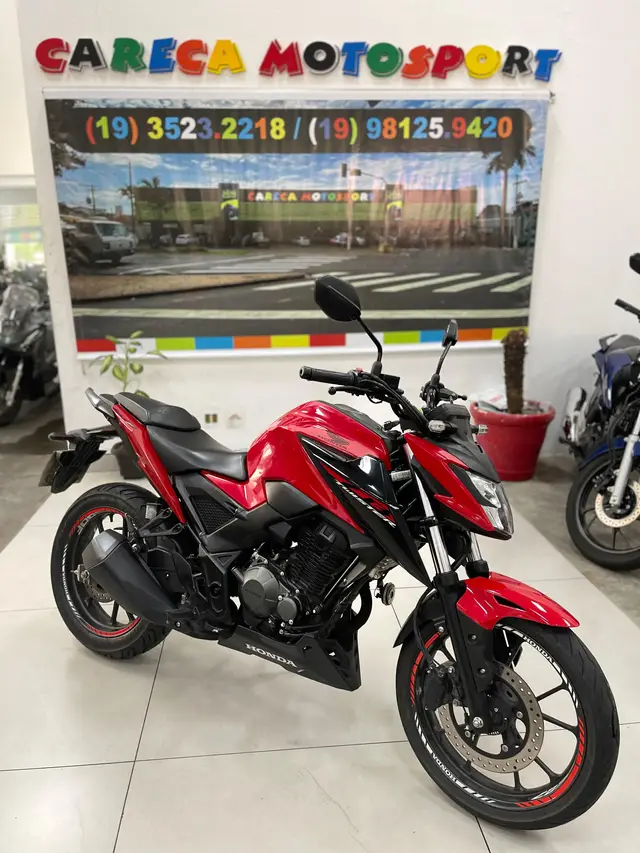 Moto Honda CB 300F Twister 2023 (CBS)