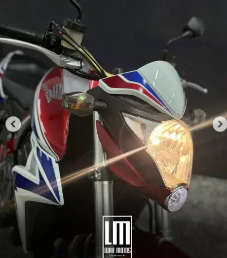 Carro Honda CB 1000R 2015 (ABS)
