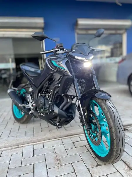 Carro Yamaha MT-03 2025 ABS