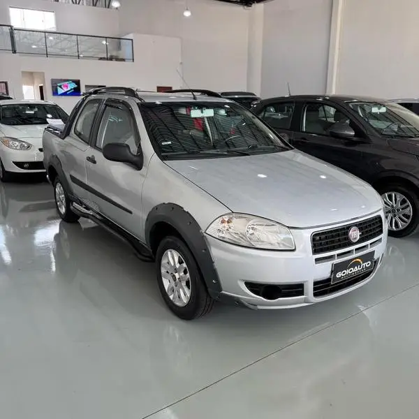 Carro Fiat Strada 2011 Working 1.4 (Flex) (Cabine Dupla)