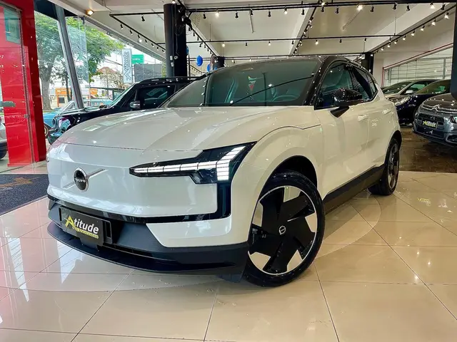 Carro Volvo EX30 2024 Plus