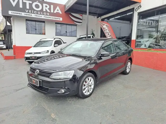 Carro Volkswagen Jetta 2012 2.0 Comfortline Tiptronic (Flex)