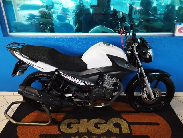 Carro Yamaha YBR 150 Factor 2023 ED