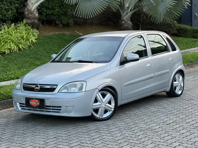 Carro Chevrolet Corsa Hatch 2003 1.8 (Flex)