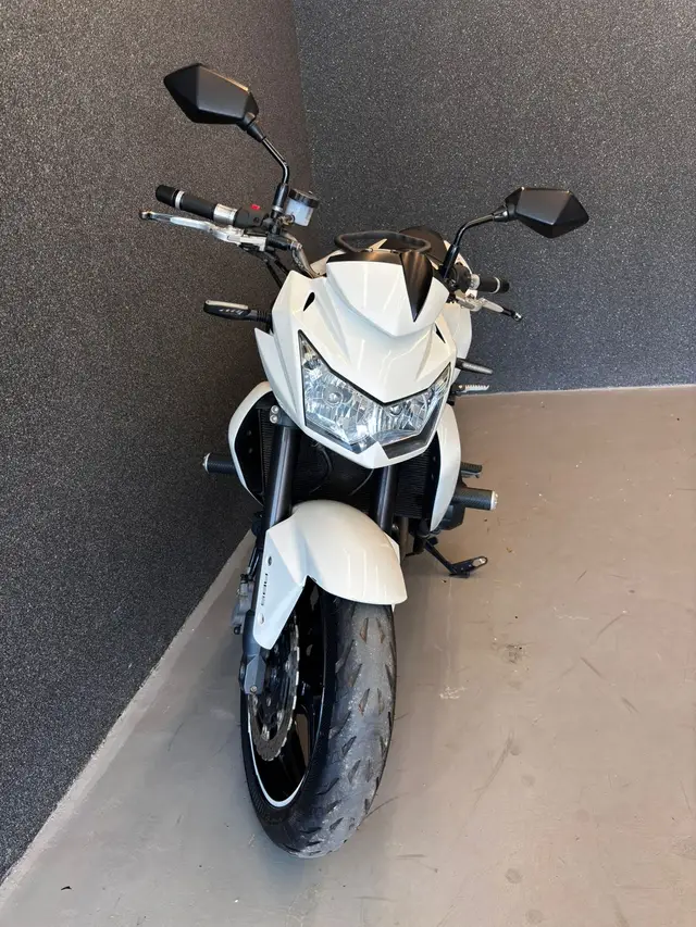 Carro Kawasaki Z 750 2011 Z 750