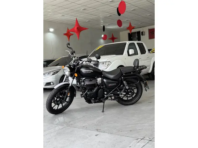 Carro Royal Enfield Meteor 350 2025 Stellar