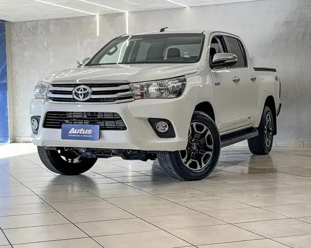 Carro Toyota Hilux Cabine Dupla 2018 Hilux 2.8 TDI SRV CD 4x4 (Aut)