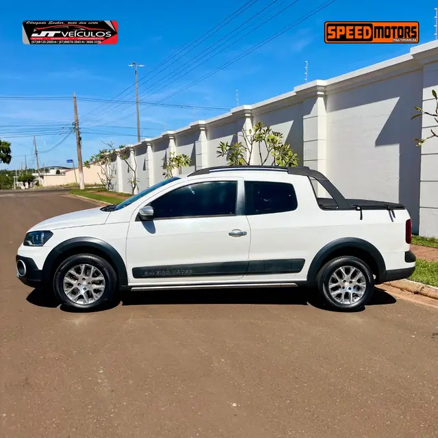 Carro Volkswagen Saveiro 2015 Cross 1.6 16v MSI CD (Flex)