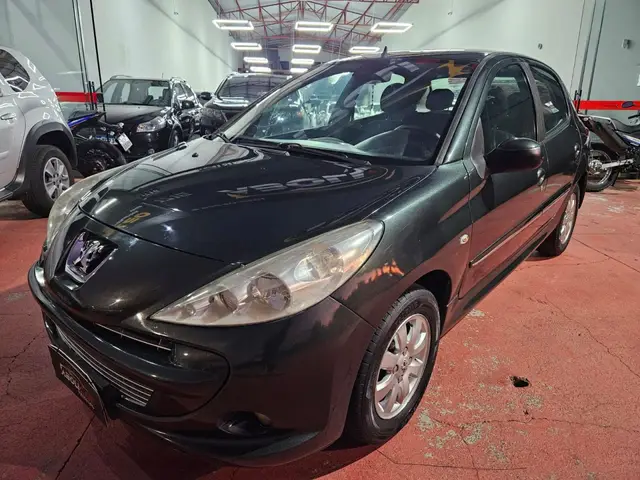 Carro Peugeot 207 2012 Hatch XR 1.4 8V (flex) 4p