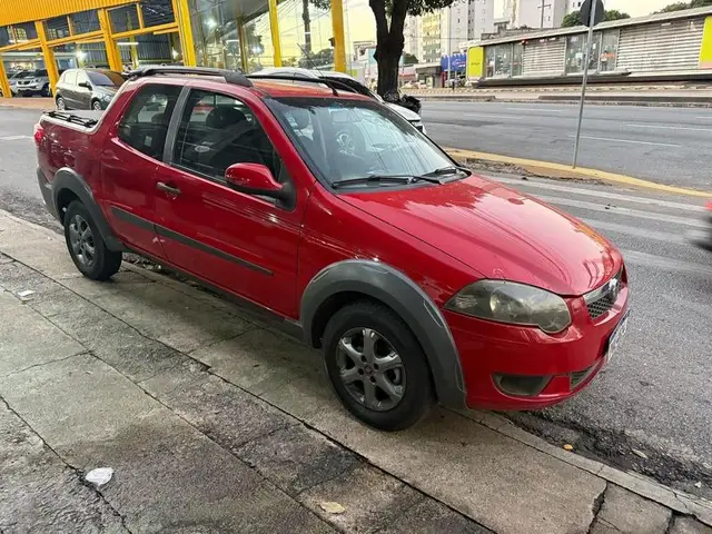 Carro Fiat Strada 2016 Trekking 1.6 16V (Flex) (Cabine Dupla)