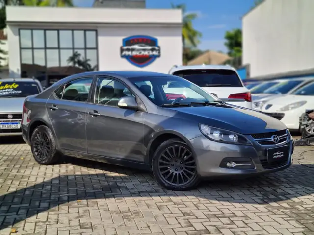 Carro JAC J5 2013 1.5 16V VVT