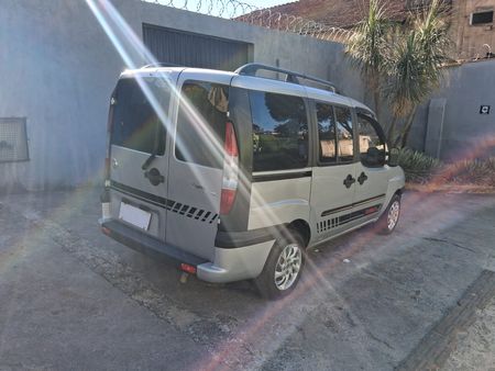 Doblò ELX 1.8 8V (Flex)