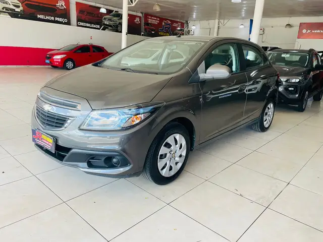 Carro Chevrolet Onix 2015 1.4 LT SPE/4