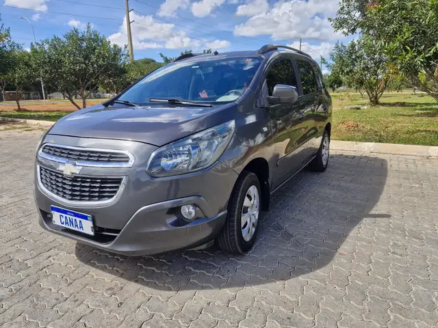 Carro Chevrolet Spin 2014 LT 5S 1.8 (Aut) (Flex)