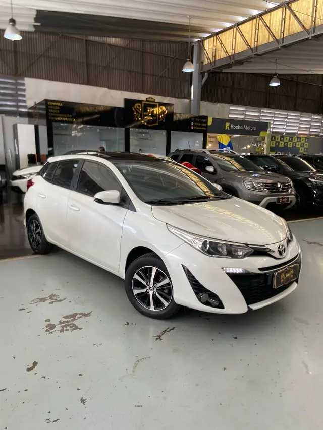 Carro Toyota Yaris 2020 1.5 XLS Connect CVT (Flex)