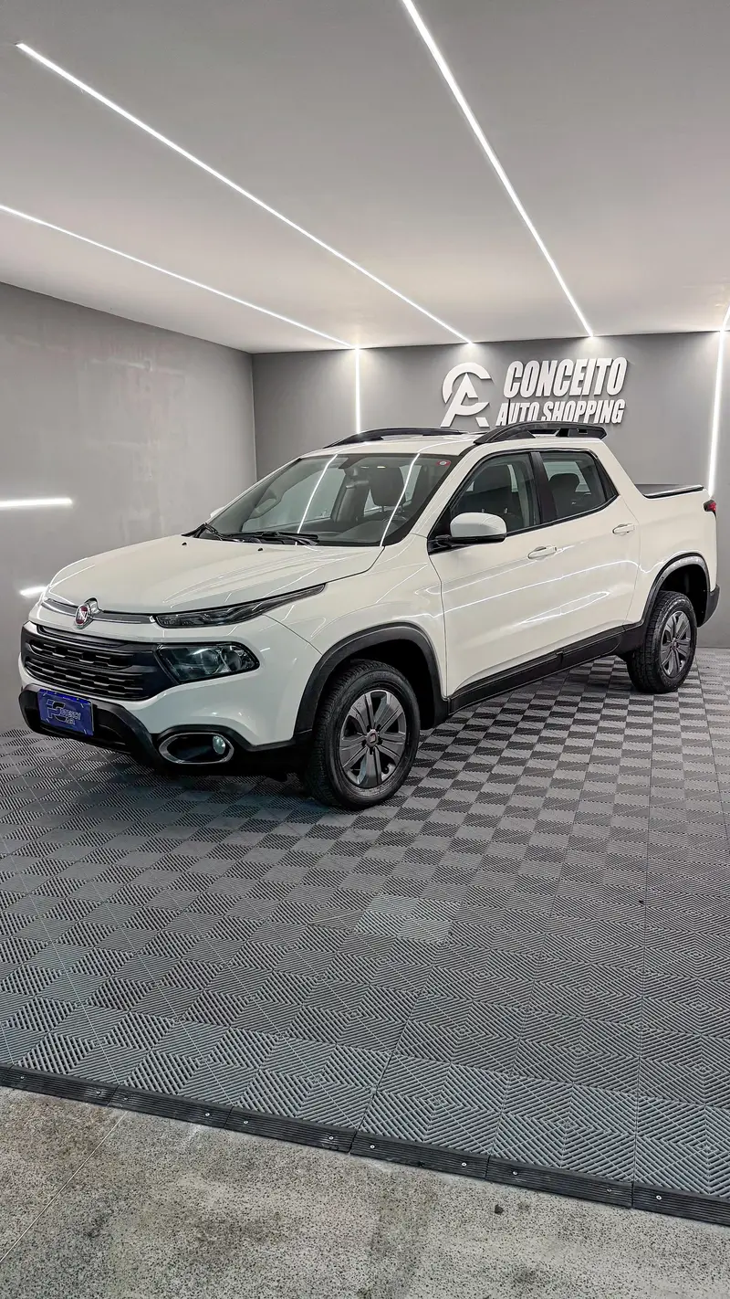 Fiat Toro Freedom 1.8 AT6 4x2 (Flex)