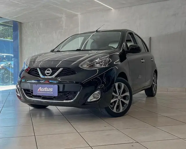 Carro Nissan March 2015 1.6 16V SL (Flex)