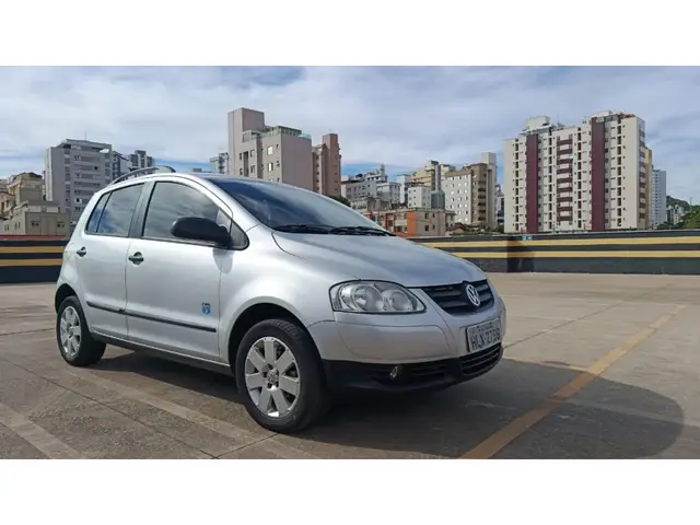 Carro Volkswagen Fox 2010 Route 1.6 8V Flex