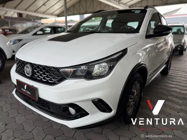 Carro Fiat Argo 2020 1.3 Trekking (Flex)