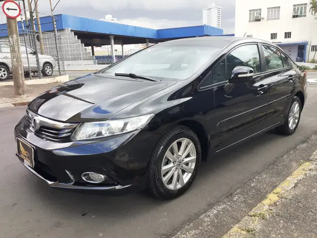 Carro Honda Civic 2014 New  LXR 2.0 i-VTEC (Aut) (Flex)