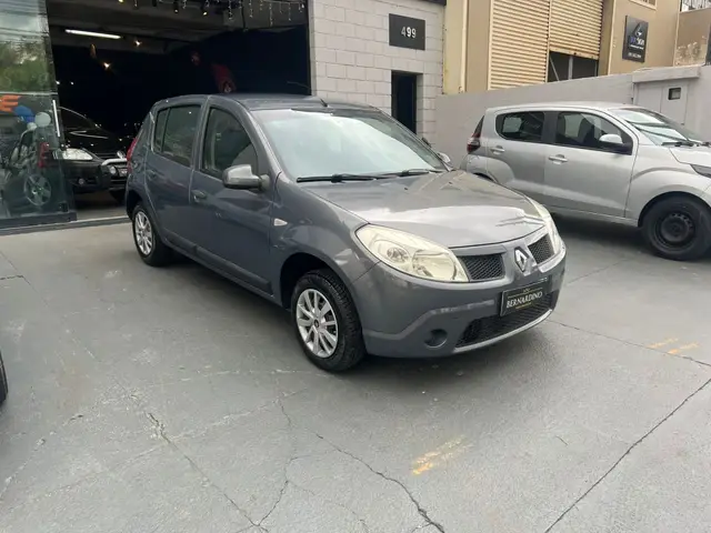Carro Renault Sandero 2011 Expression 1.0 16V (flex)