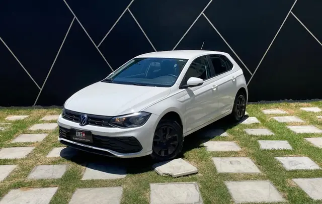 Carro Volkswagen Polo 2024 Track 1.0 Flex 12V 5p