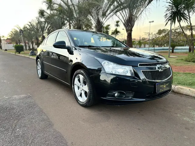 Carro Chevrolet Cruze 2012 LT 1.8 16V Ecotec (Flex)