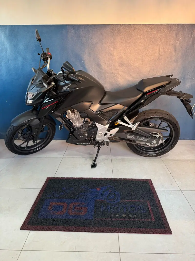 Honda (CBS)