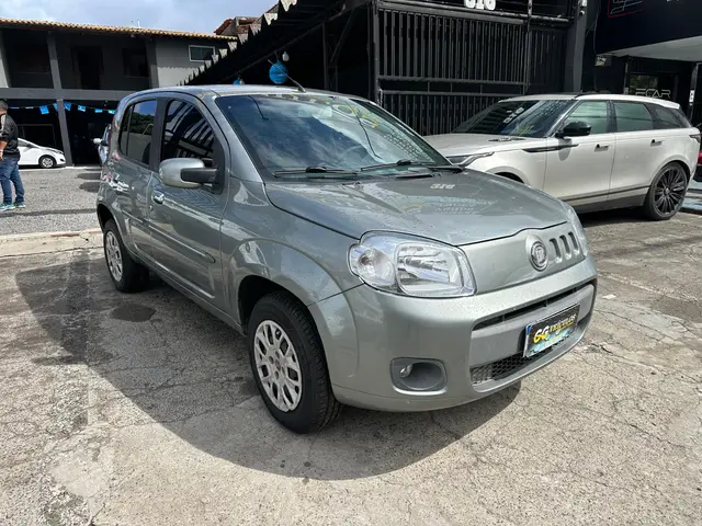 Carro Fiat Uno 2013 Vivace Italia 1.0 8V (Flex) 4p