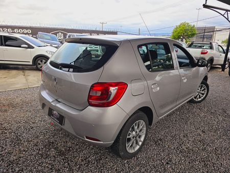 Sandero Authentique HIi-Power 1.0 16V (Flex)