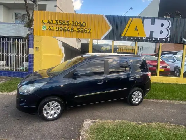 Carro Chevrolet Spin 2013 LS 5S 1.8 (Flex)