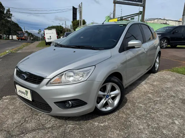 Carro Ford Focus Hatch 2013 GLX 1.6 16V (Flex)