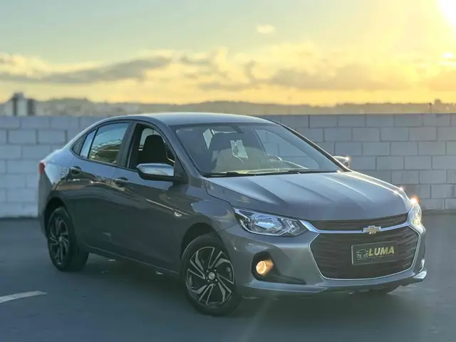 Carro Chevrolet Onix Plus 2024 LT 1.0
