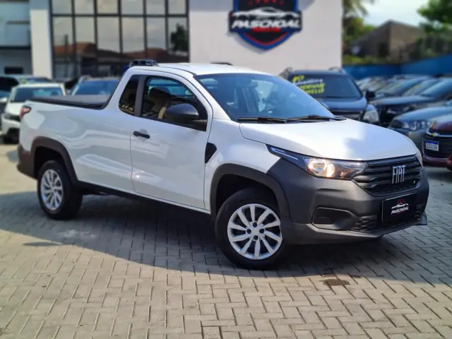 Carro Fiat Strada 2023 Endurance 1.4 Cabine Plus (Flex)