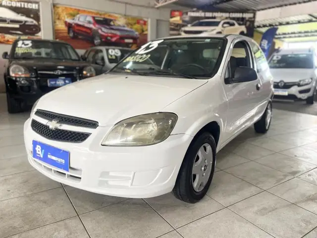 Carro Chevrolet Celta 2013 LS 1.0 (Flex) 2p
