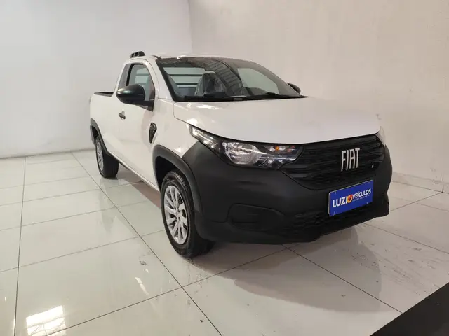 Carro Fiat Strada 2023 Endurance 1.4 Cabine Plus (Flex)