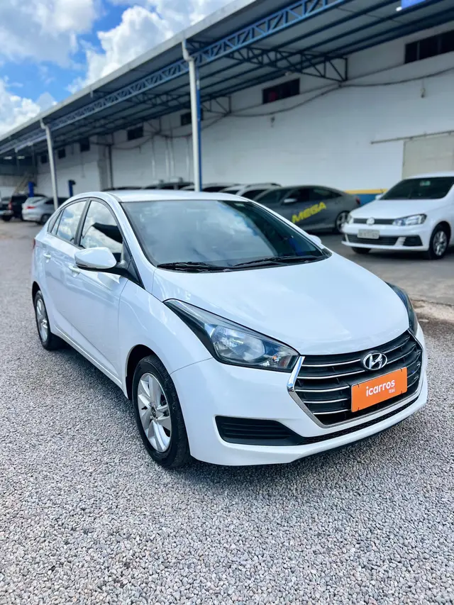 Carro Hyundai HB20S 2017 1.6 Comfort Plus blueMedia (Aut) (Flex)