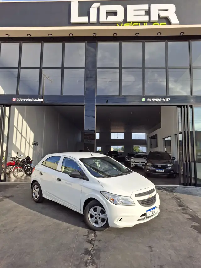 Carro Chevrolet Onix 2018 1.0 Joy SPE/4