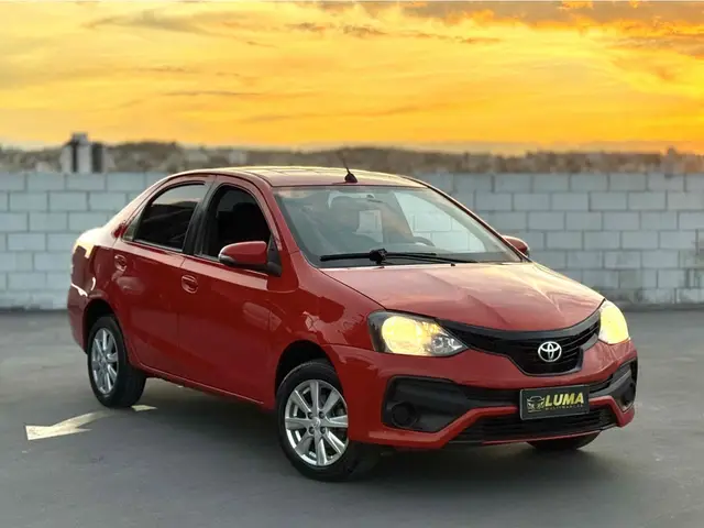 Carro Toyota Etios Sedan 2019 X Plus 1.5 (Aut) (Flex)