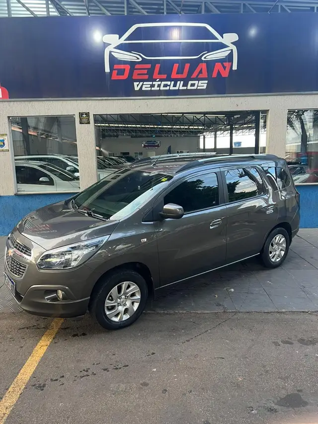 Carro Chevrolet Spin 2013 LTZ 7S 1.8 (Flex)